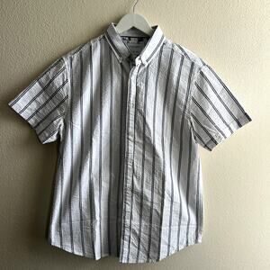 Denim & Flower Textured Short Sleeve Button Down Largre